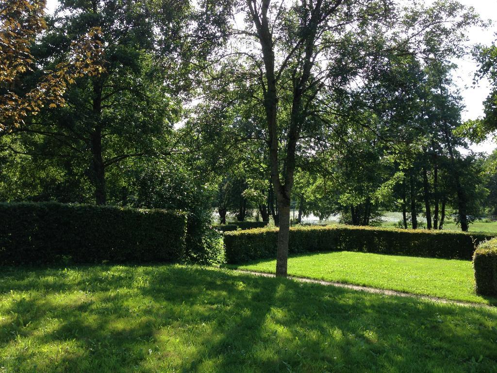 Camping Domaine De Mepillat Saint-Nizier-le-Bouchoux Quarto foto