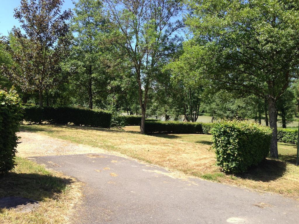 Camping Domaine De Mepillat Saint-Nizier-le-Bouchoux Exterior foto